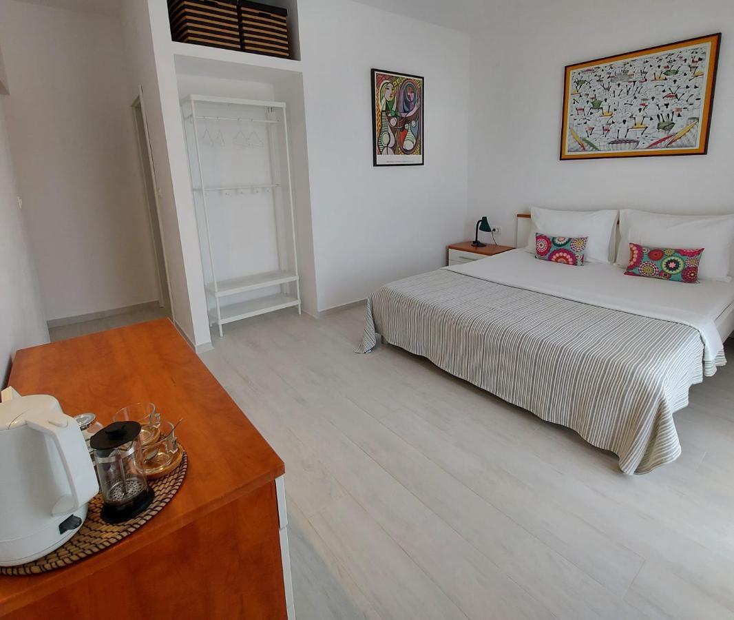 Guest House Mediterranean Хвар Экстерьер фото
