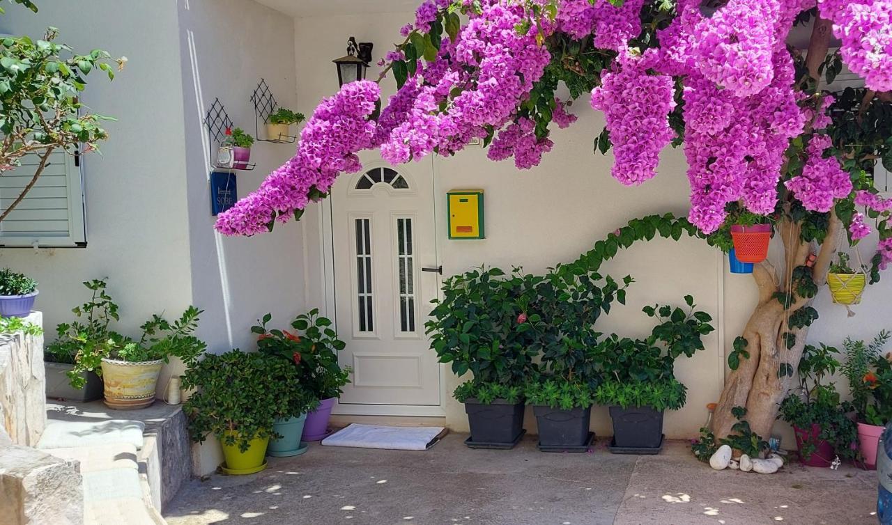 Guest House Mediterranean Хвар Экстерьер фото