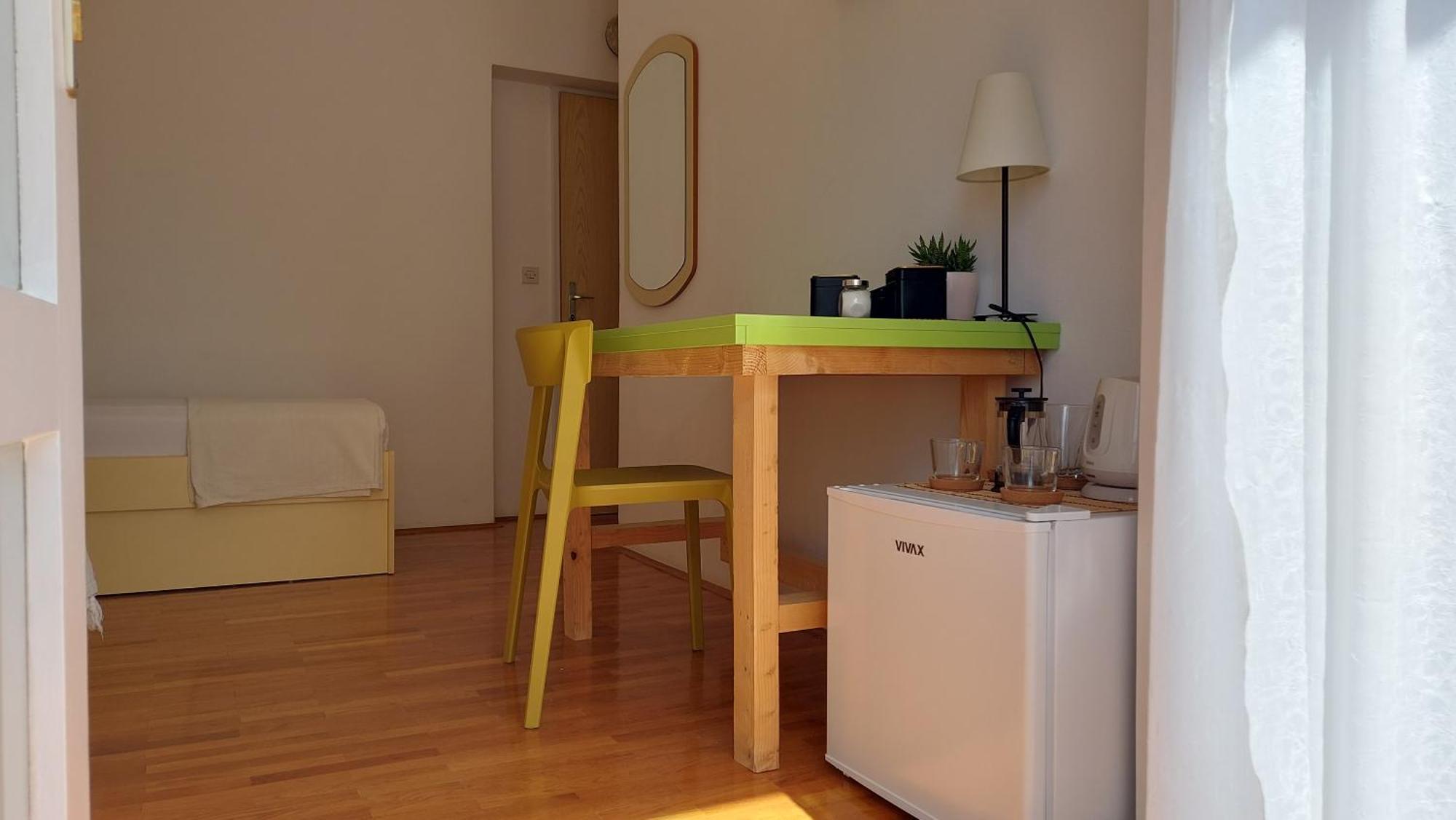 Guest House Mediterranean Хвар Экстерьер фото