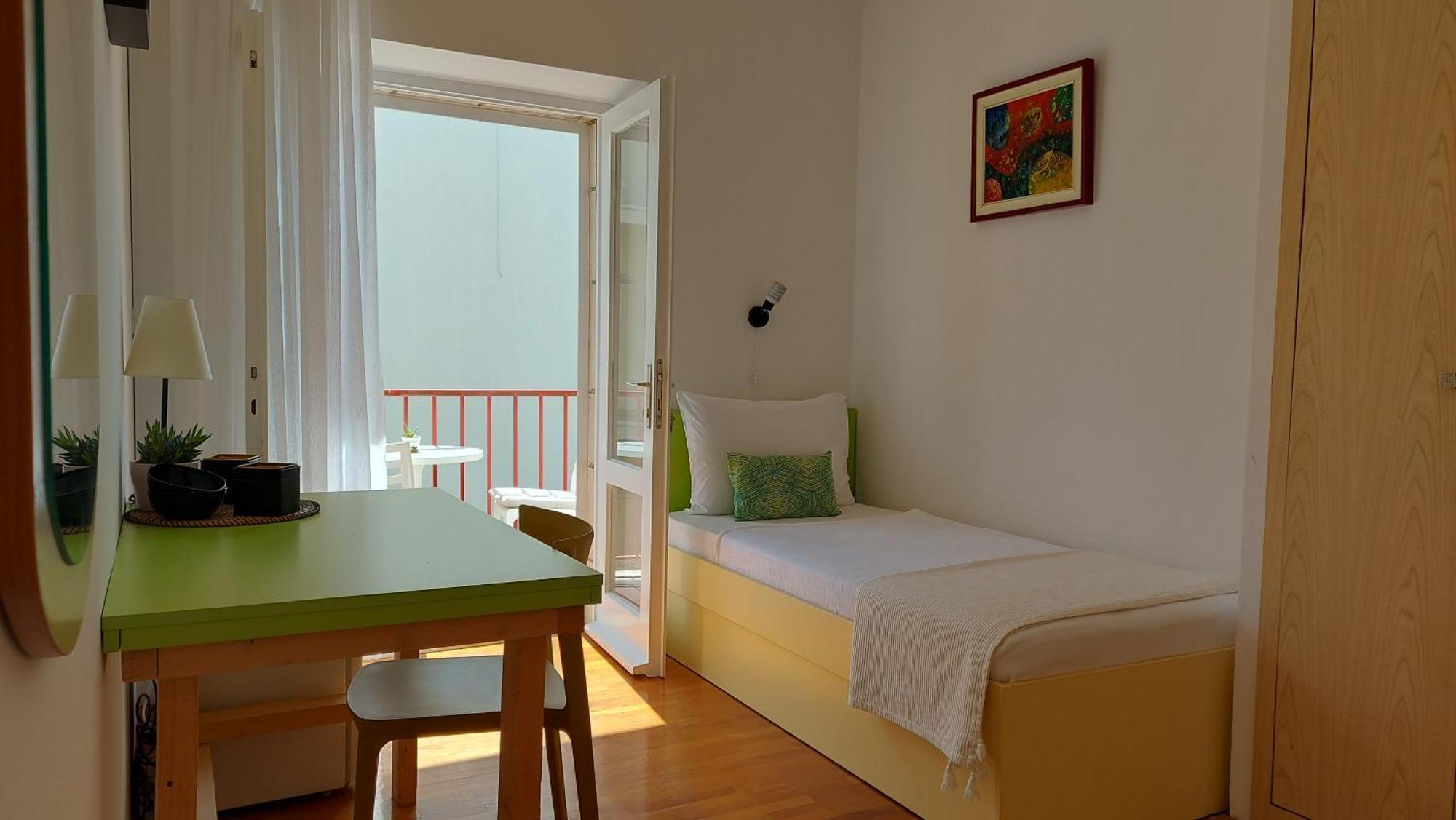 Guest House Mediterranean Хвар Экстерьер фото