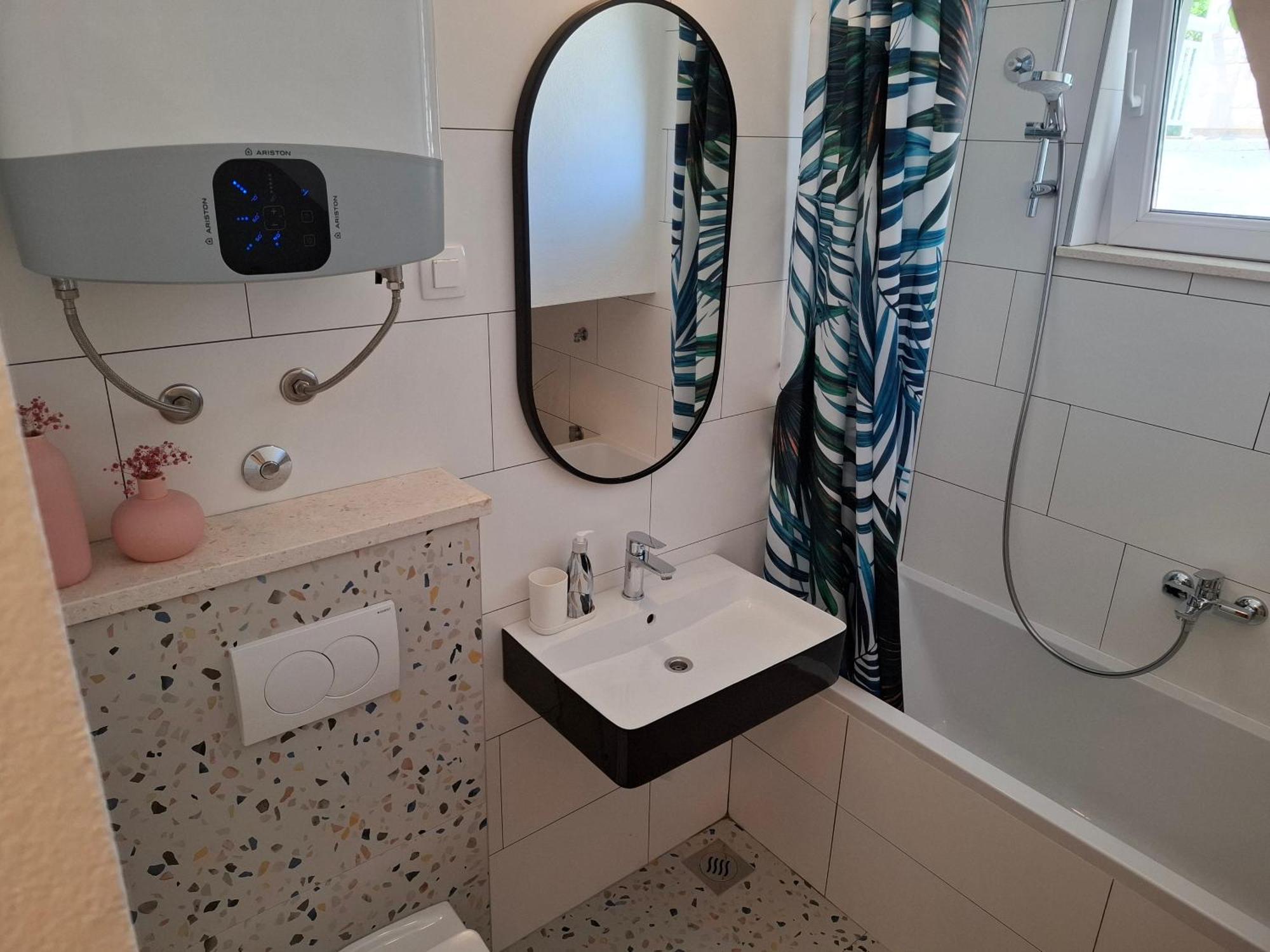 Guest House Mediterranean Хвар Экстерьер фото